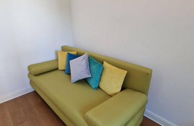 Rental of a spacious 3-room apartment, 67 m², city center, Belgrade, Serbia